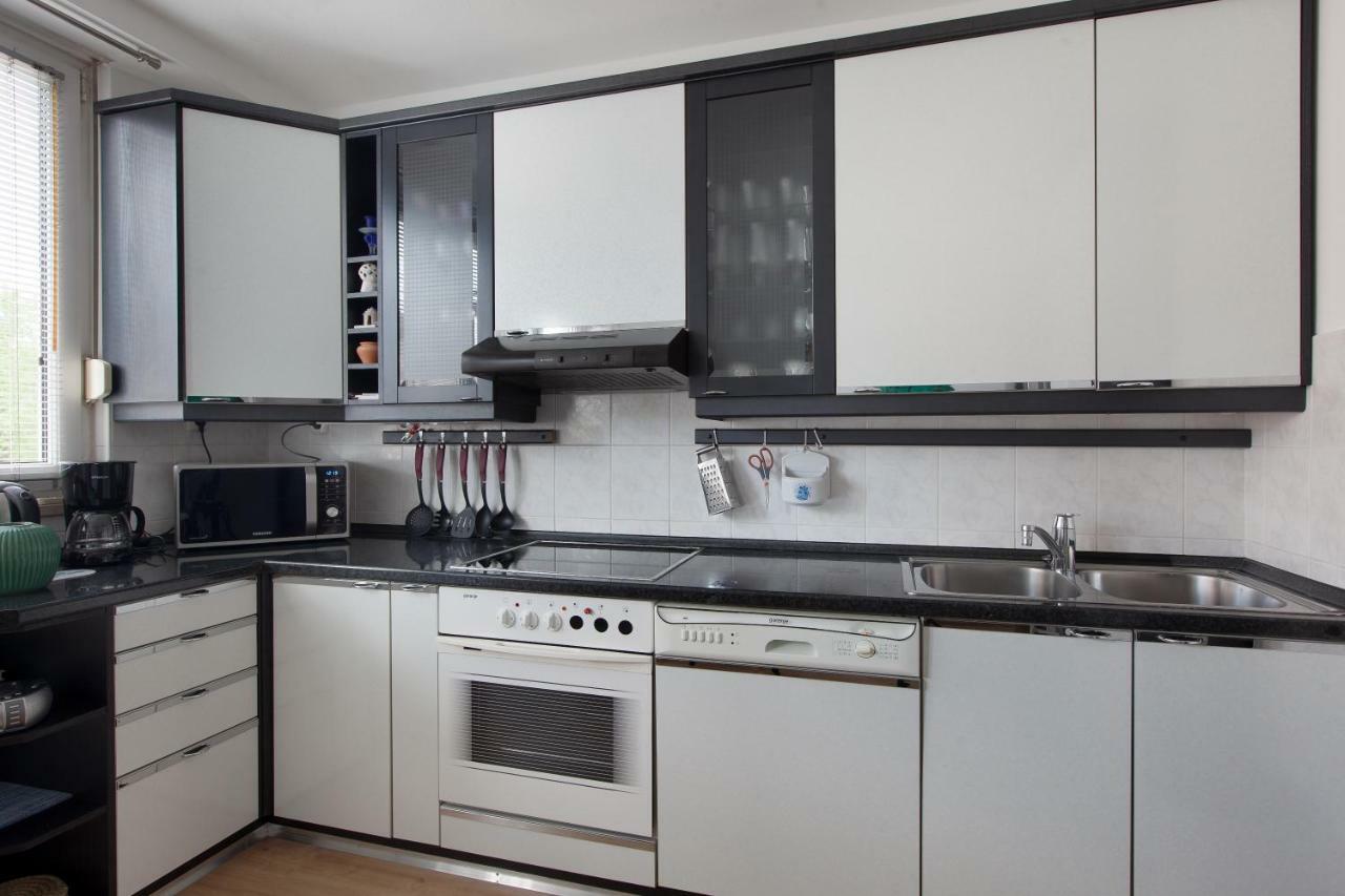 Apartment Gabriella Makarska Exteriör bild