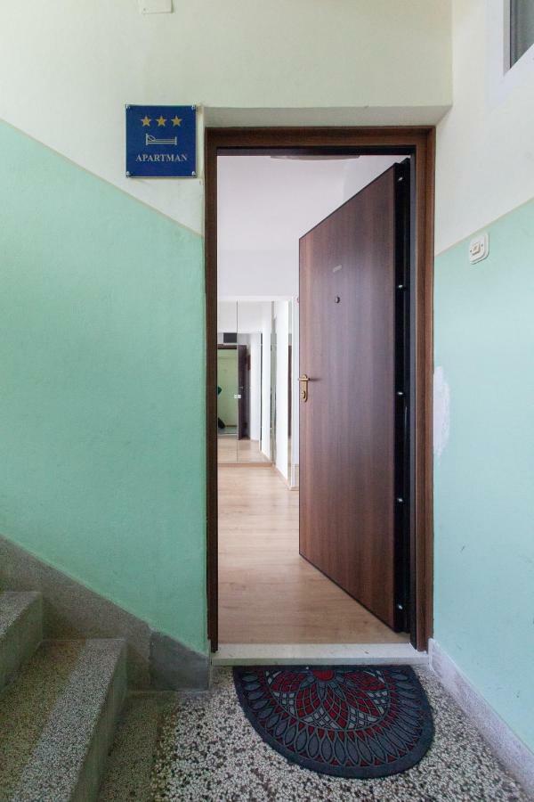 Apartment Gabriella Makarska Exteriör bild