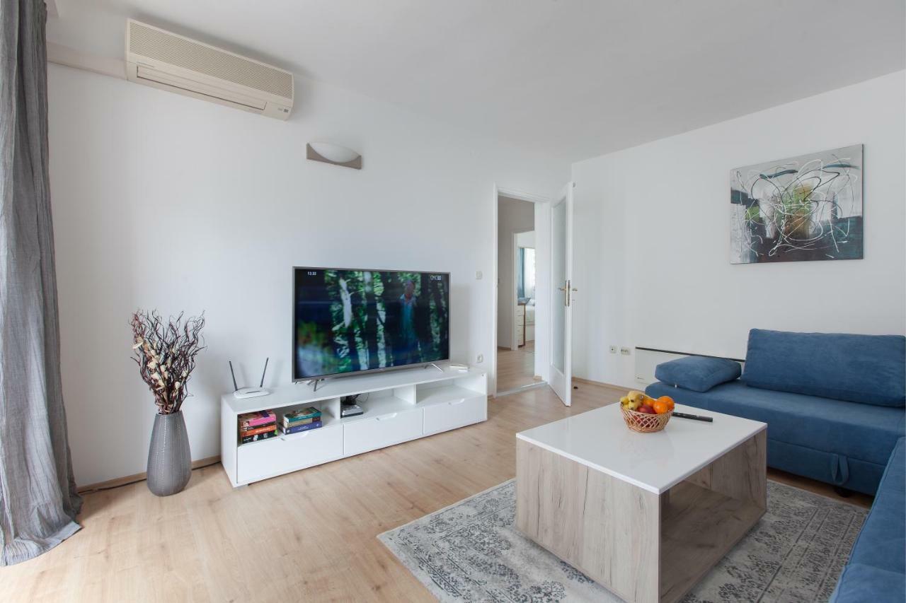 Apartment Gabriella Makarska Exteriör bild