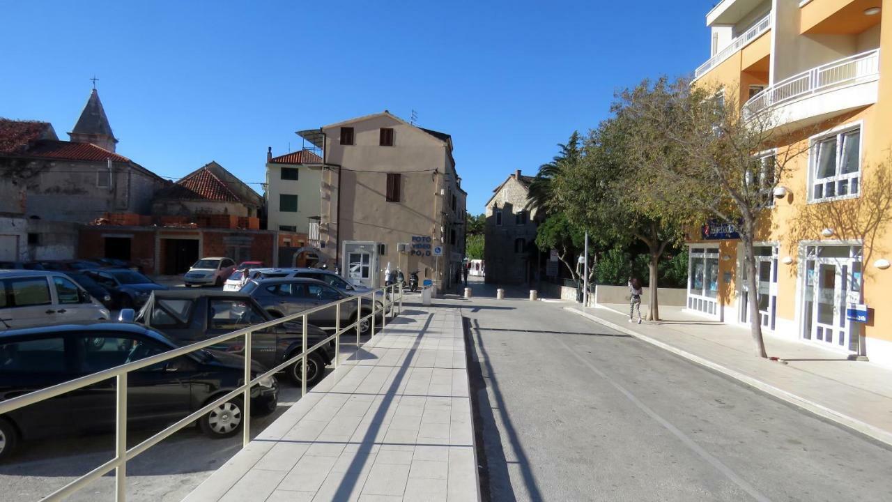 Apartment Gabriella Makarska Exteriör bild