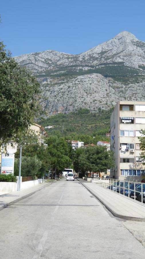 Apartment Gabriella Makarska Exteriör bild